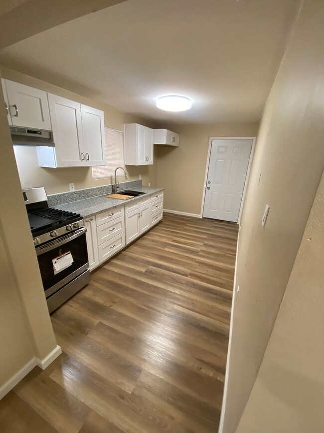 Building Photo - 1219 Water St