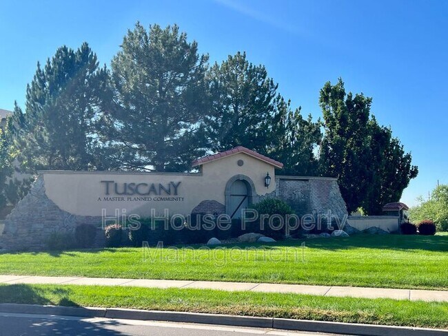 Building Photo - 3218 San Carlo Ave