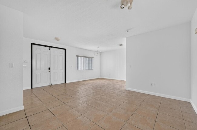 Building Photo - 14264 SW 289 Ter
