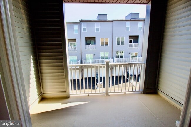 Building Photo - 4619 Olivine Dr