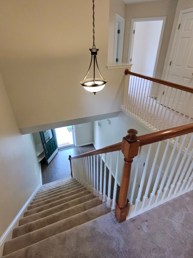 Building Photo - 105 Chardonnay Rd