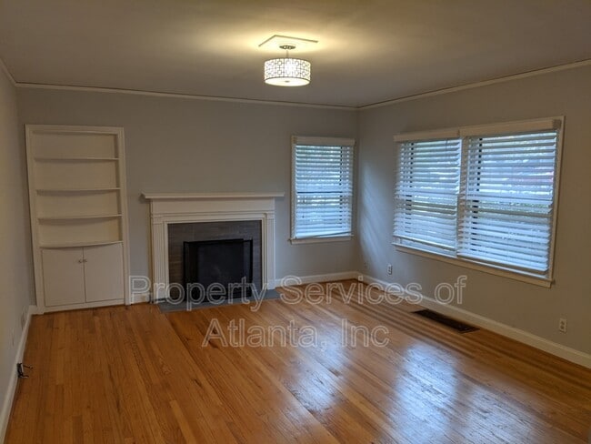 Building Photo - 2331 N Decatur Rd