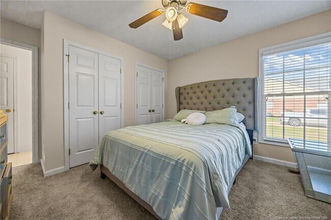 Building Photo - 3805 Sunchase Dr