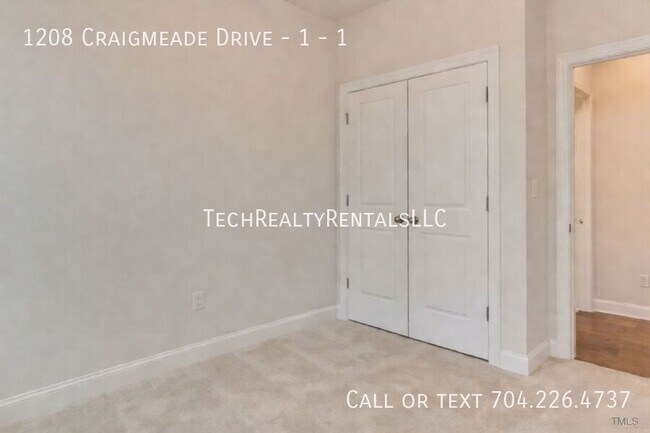 Building Photo - 1208 Craigmeade Dr