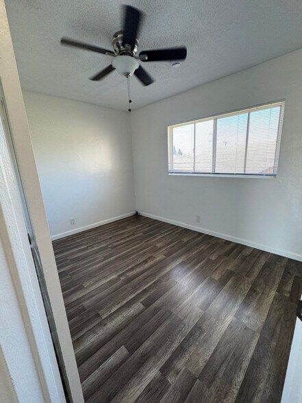 Building Photo - 1070 Gardenia Ave