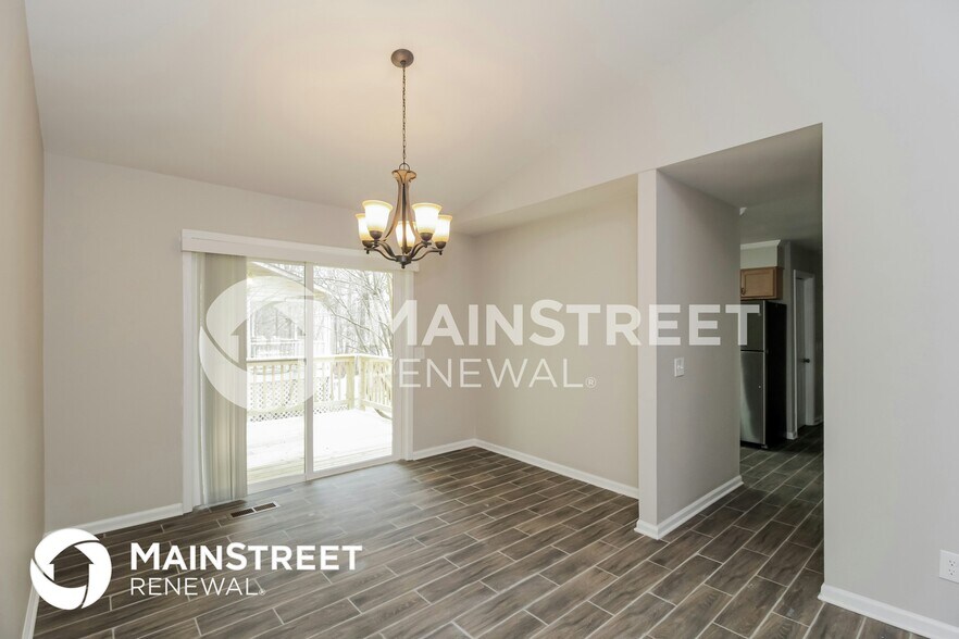 Building Photo - 1238 Lakeview Pkwy