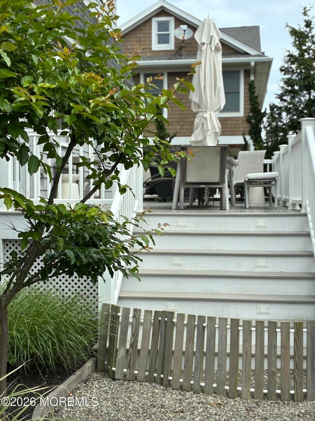 Building Photo - 104 Stephens Pl
