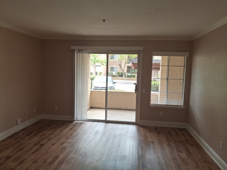 Building Photo - 5648 Amaya Dr