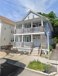 Building Photo - 76 Pembroke Ave