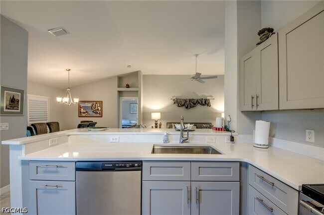 Building Photo - 15472 Admiralty Cir