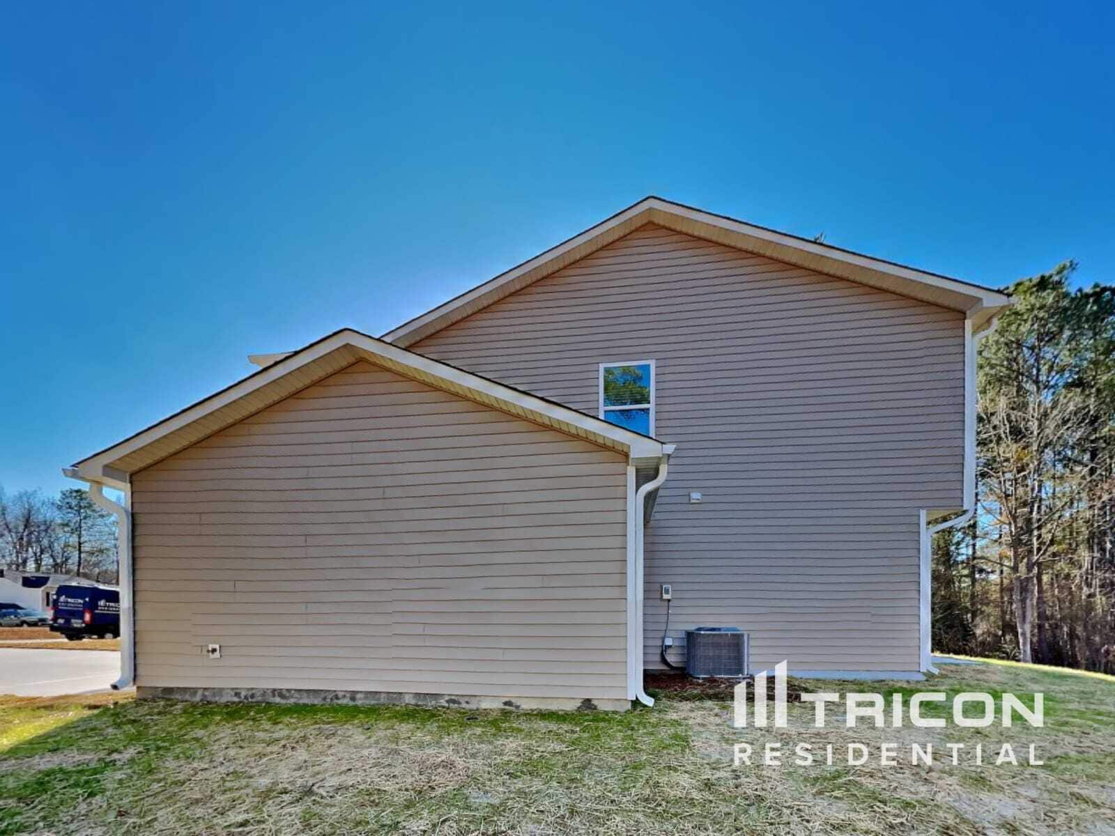 Building Photo - 572 Lakerun Dr
