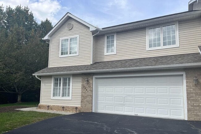 Primary Photo - 2241 Whitney Ct