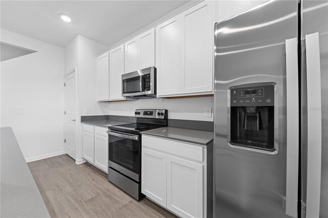 Building Photo - 15633 Water Spring Blvd