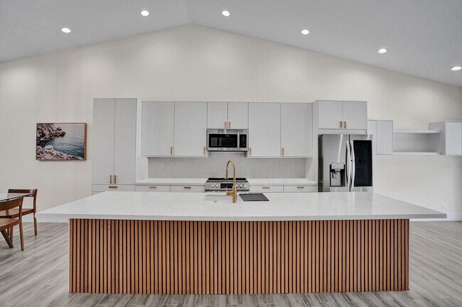 Building Photo - 11175 Jasmine Hill Cir