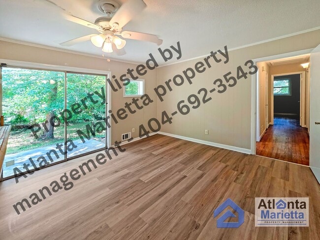 Building Photo - Charming Renovated Ranch on Private Wooded...