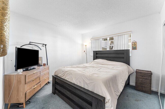 Building Photo - 5701 NW 2nd Ave