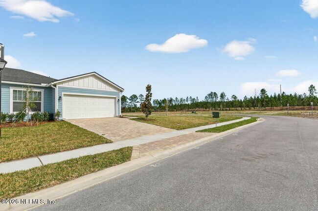 Building Photo - 368 Woods Ln