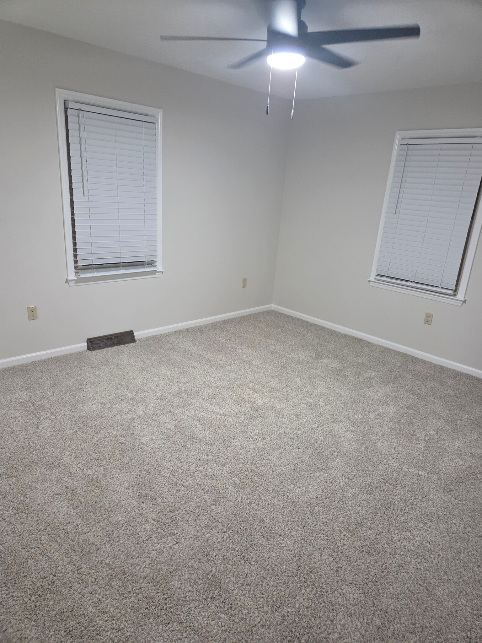 Building Photo - 103 Candystick Cir