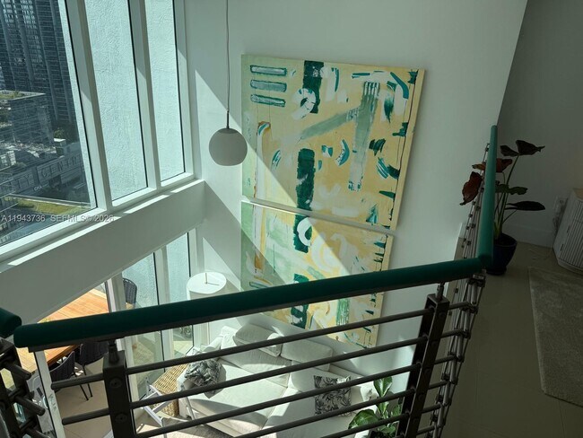 Building Photo - 41 SE 5th St