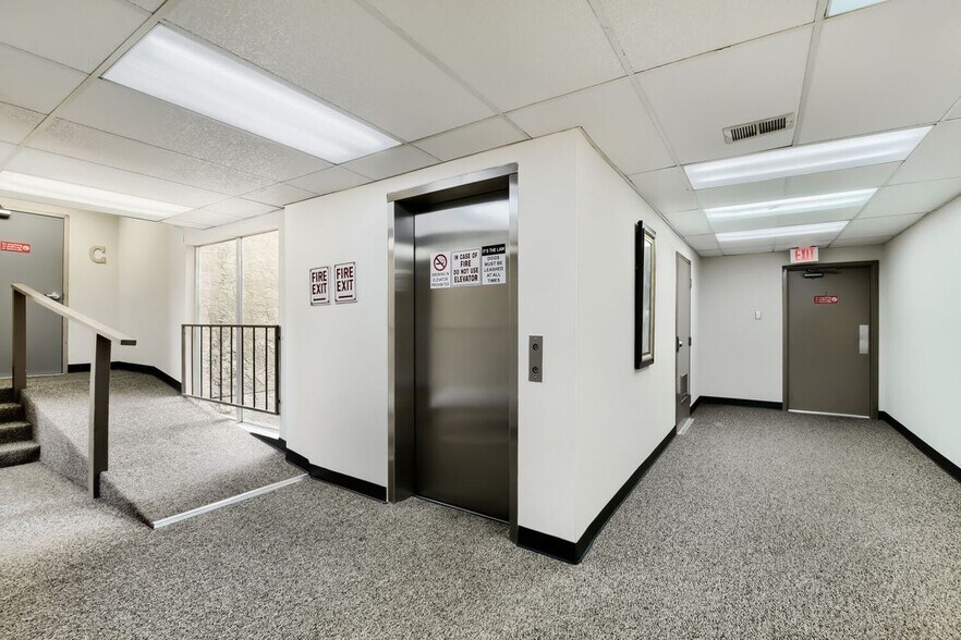Building Photo - 4119 Medical Dr