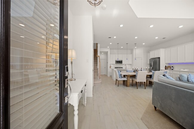 Building Photo - 19730 Curved Steel Dr