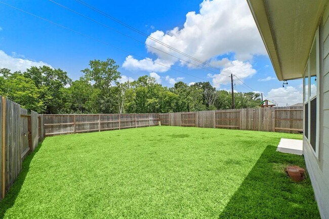 Building Photo - 5707 Madden Ln