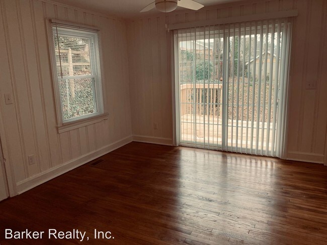 Building Photo - 3 br, 1.5 bath House - 725 Holden Street