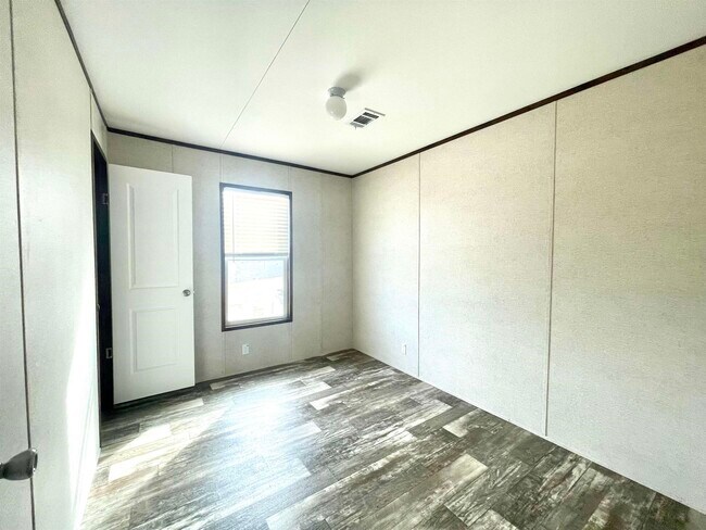 Building Photo - 4201 Santa Maria Ave