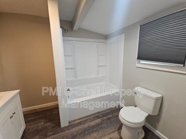 Building Photo - 3258 Peagler Plaza Rd