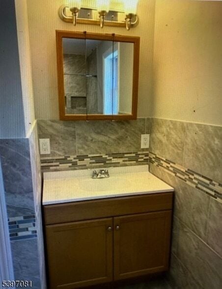 Building Photo - 8 Charles St