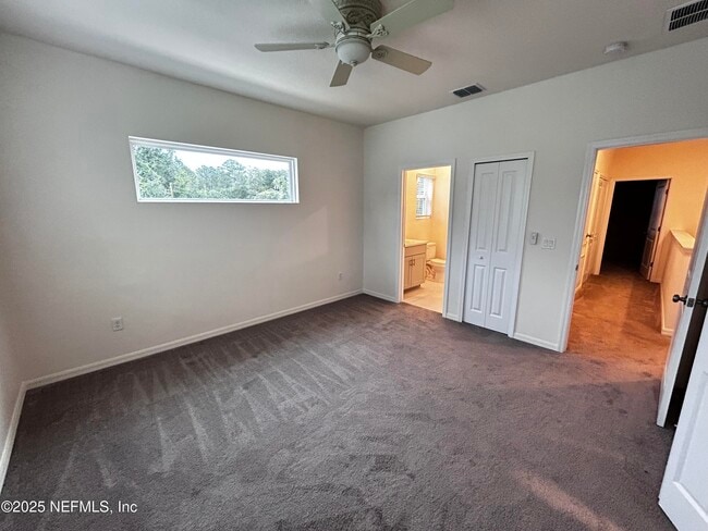 Building Photo - 379 Annies Pl