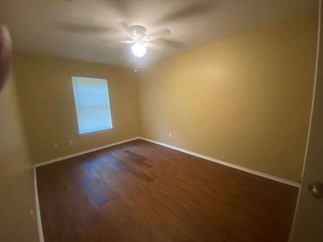 Building Photo - 2300 Coleman Ave