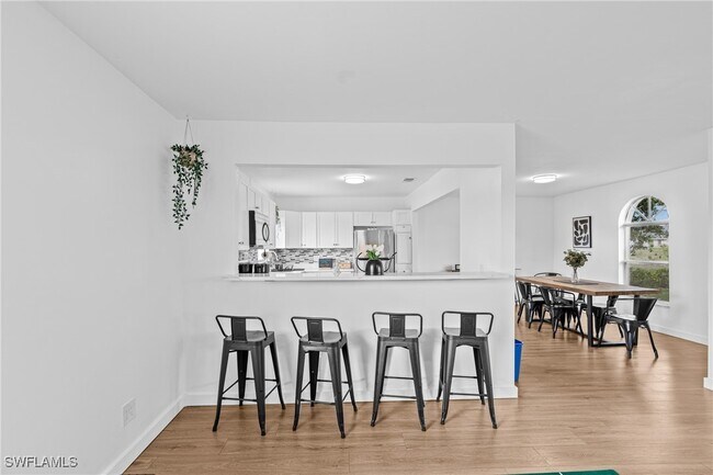 Building Photo - 3303 6th St SW