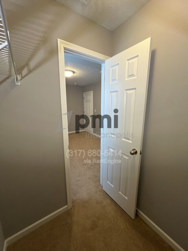 Building Photo - 2343 Ashton Ln