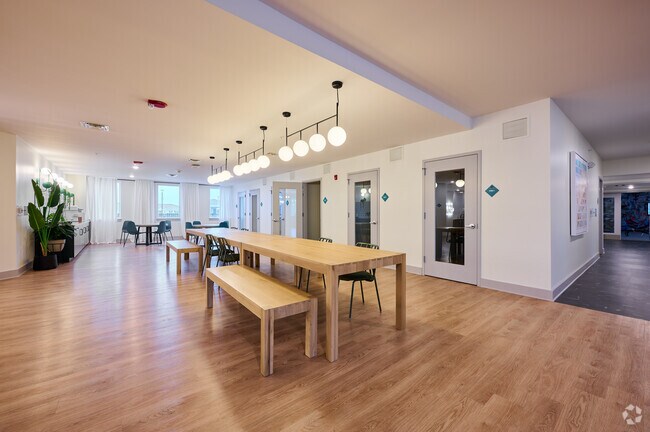 COWORKING SPACE - The Marshall Rochester