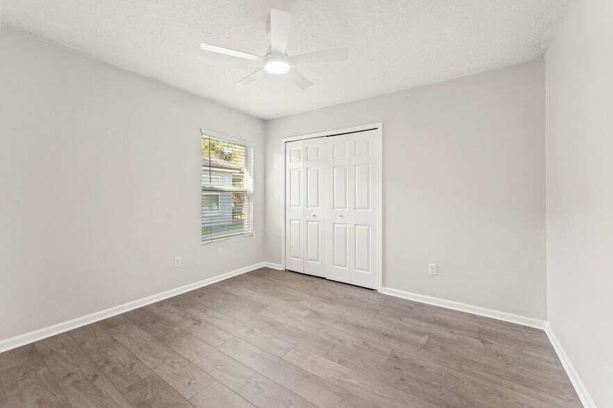 Building Photo - 16456 Tisons Blf Rd