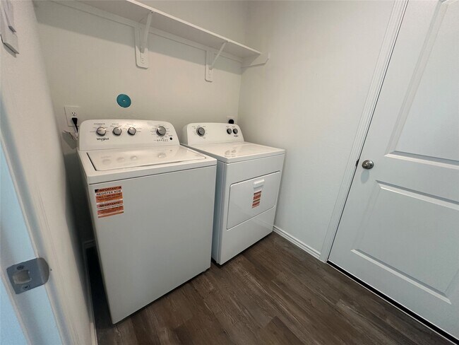 Building Photo - 6059 Diamond Vis Ct