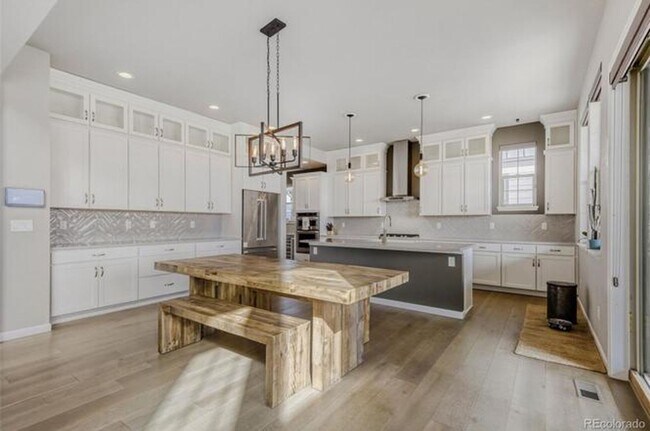Building Photo - 5 BR/4BA | Newly Renovated Single Family Home | 1-Car Garage Parking | Community Pool!