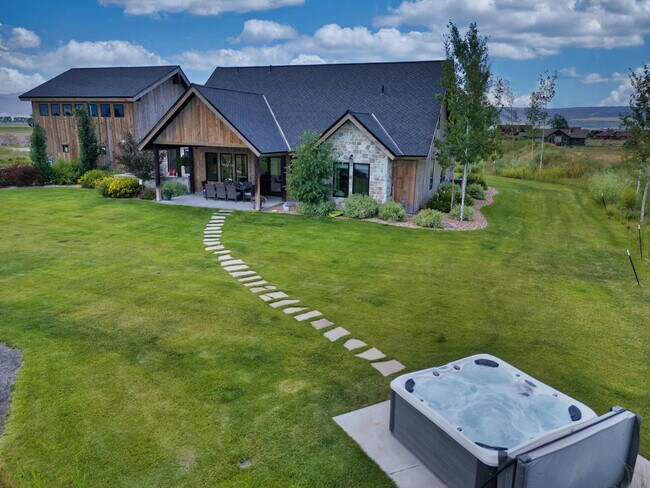 Building Photo - 4742 Heads Up Rd