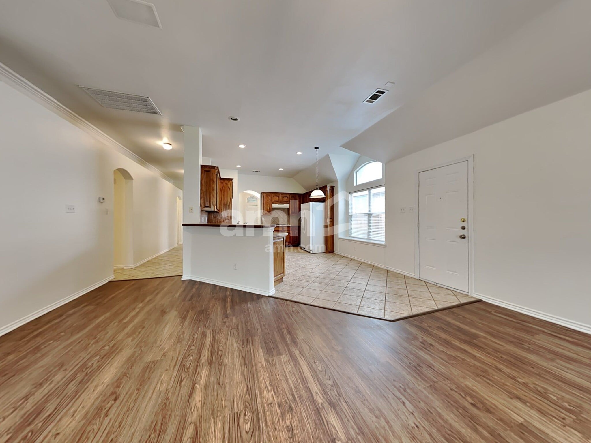 Building Photo - 6308 Fall River Dr