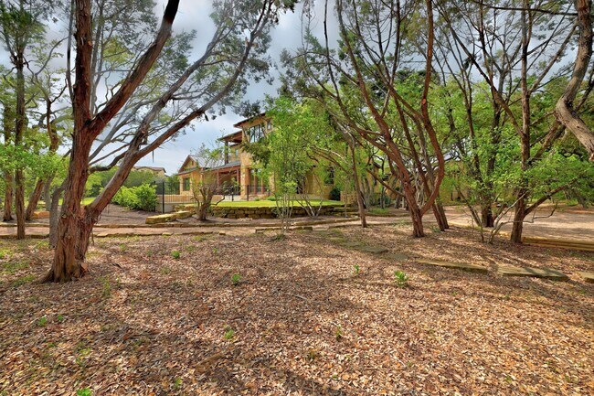 Building Photo - 16009 Pontevedra Pl