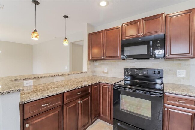 Building Photo - 5722 Grand Canyon Dr