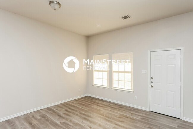 Building Photo - 4 Bedroom Pet-Friendly Home in Glenn Heigh...