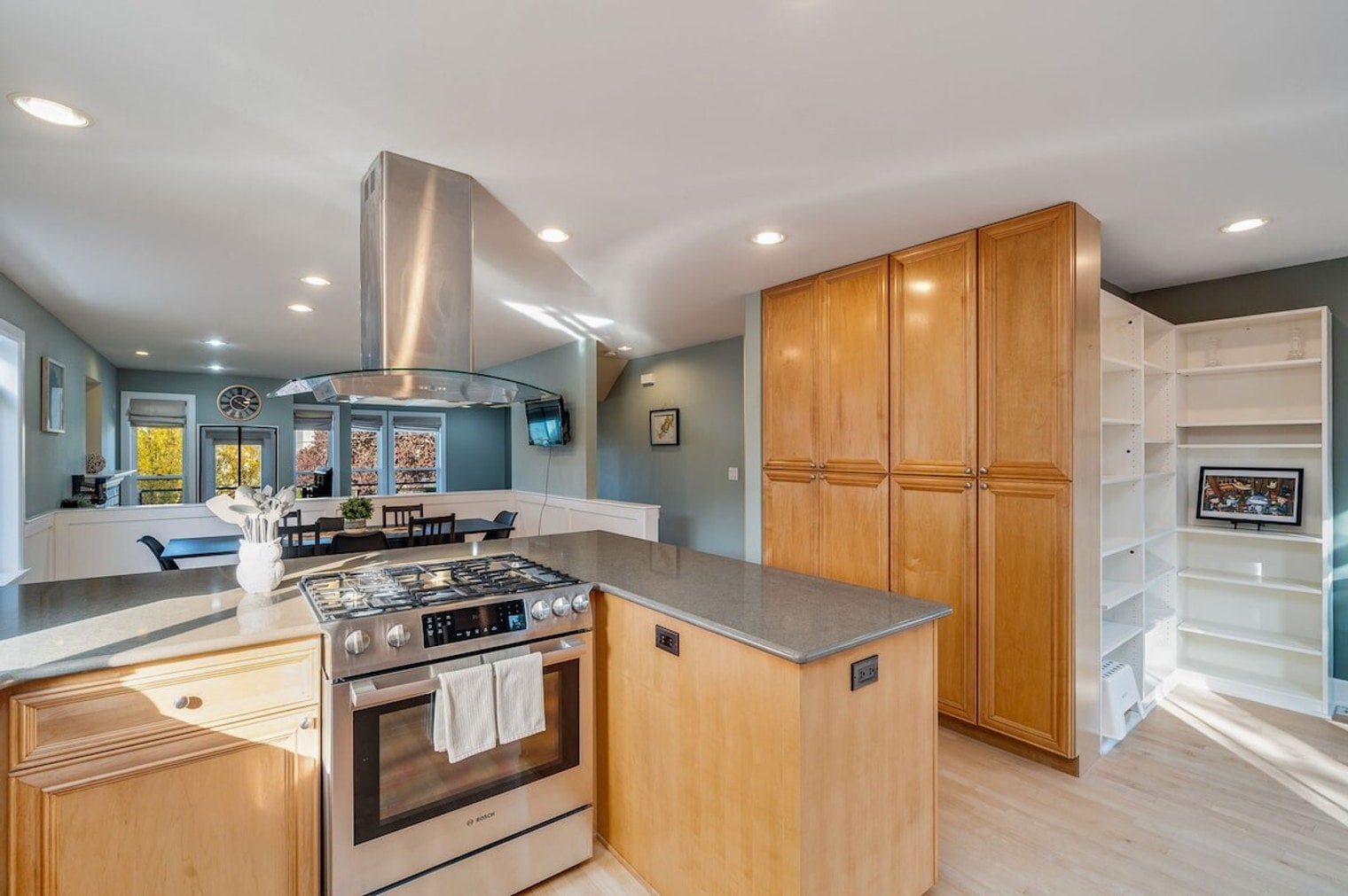 Building Photo - 4224 Francis Ave N