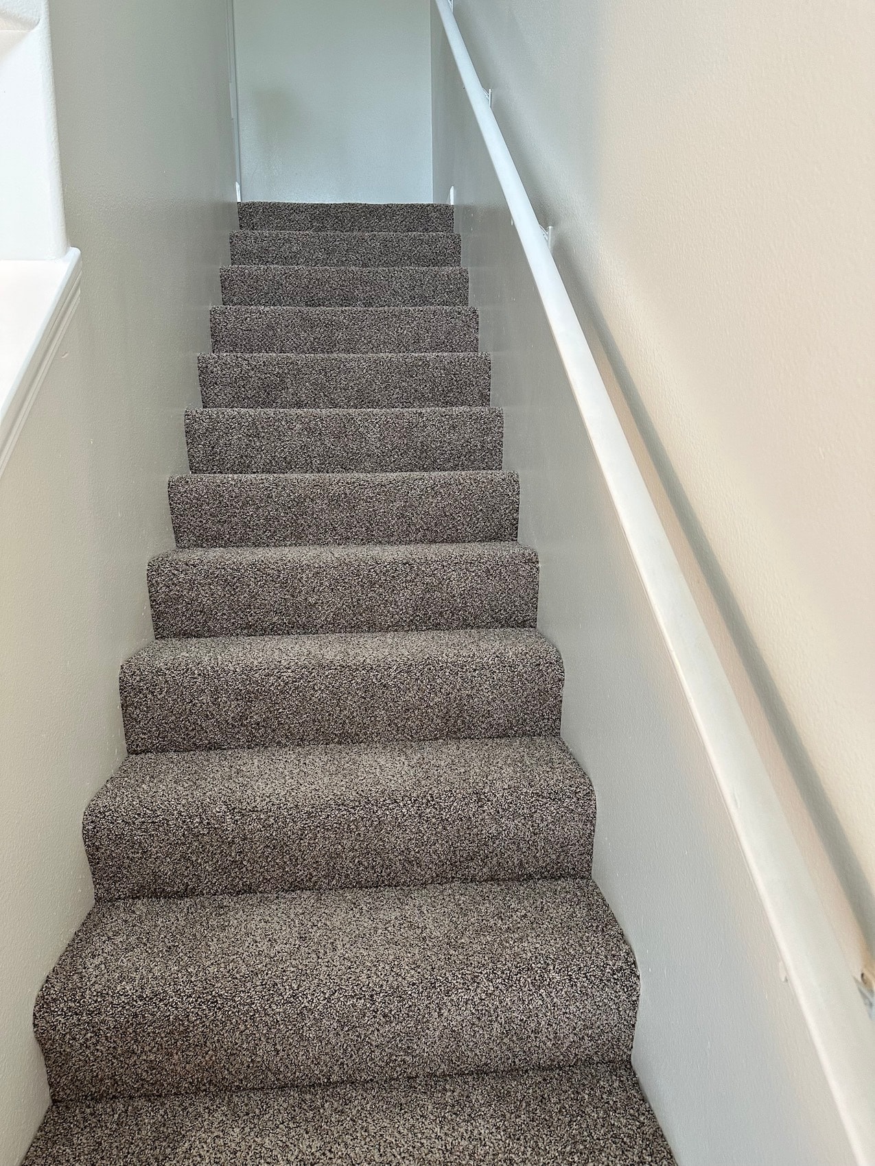 Stairway - 3887 Blessing Ave