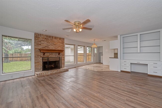 Building Photo - 2831 Pecan Ridge Dr