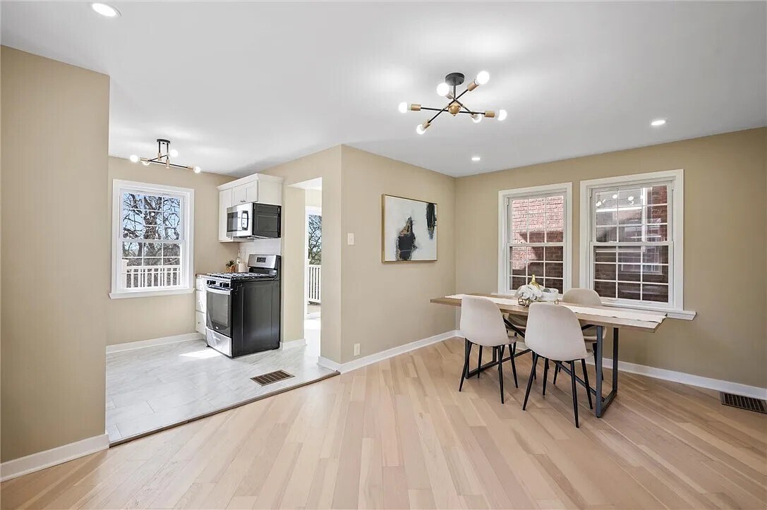 Building Photo - 362 Marshall Ave