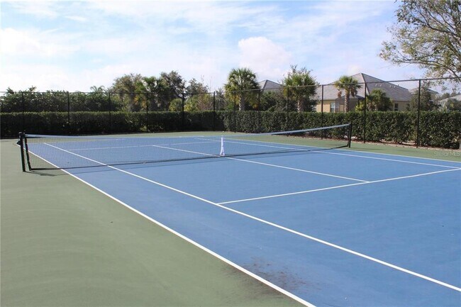 Building Photo - 12136 Whisper Lake Dr