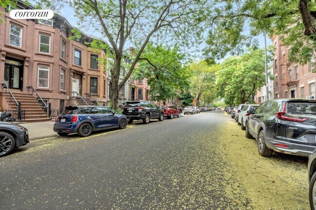 Building Photo - 278 Clifton Pl