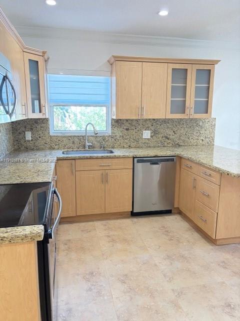 Building Photo - 3660 NW 15th St